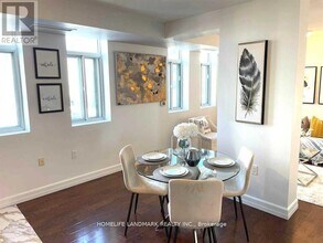 15 Maplewood Ave in Toronto, ON - Building Photo - Building Photo