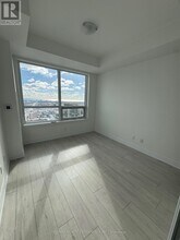 30 Elm Dr W in Mississauga, ON - Building Photo - Building Photo