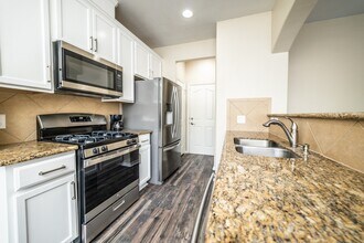 10944 Chazenwood Dr in Houston, TX - Building Photo - Building Photo