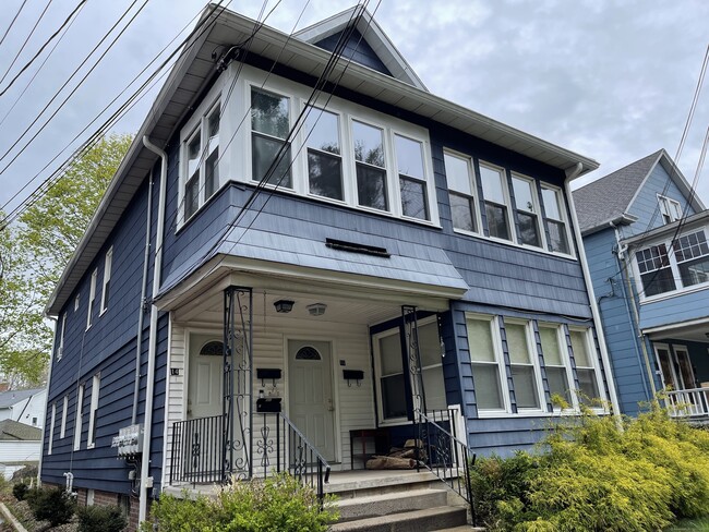 14 Walden St in Hamden, CT - Building Photo - Building Photo