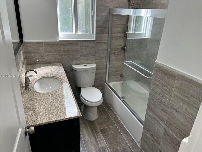 261 NW 49th St in Miami, FL - Building Photo - Building Photo