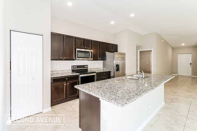 2280 Gascon Rd SW in Palm Bay, FL - Building Photo - Building Photo