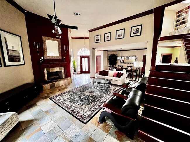 6983 Oakwood Park in Houston, TX - Building Photo - Building Photo