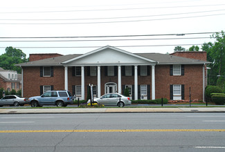 Windsor Hall in Atlanta, GA - Building Photo - Building Photo