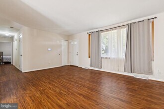 3201 Marquis Dr in Fort Washington, MD - Building Photo - Building Photo