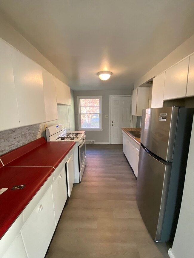 817 W Ridge Rd in Peoria, IL - Building Photo - Building Photo