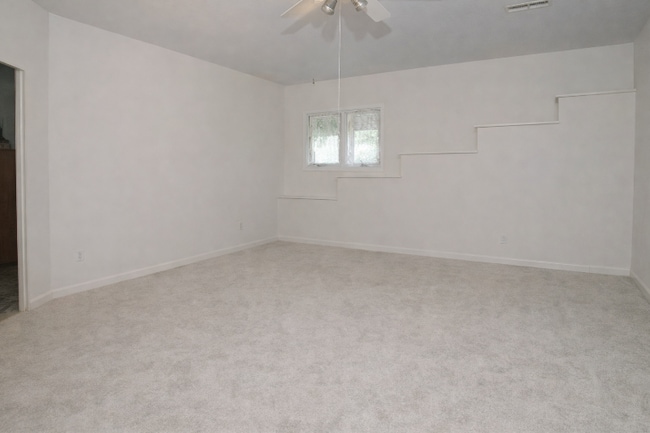 264 CR 522 in Jackson, MO - Foto de edificio - Building Photo