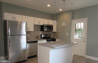 2735 Chesterfield Ave in Baltimore, MD - Building Photo - Building Photo