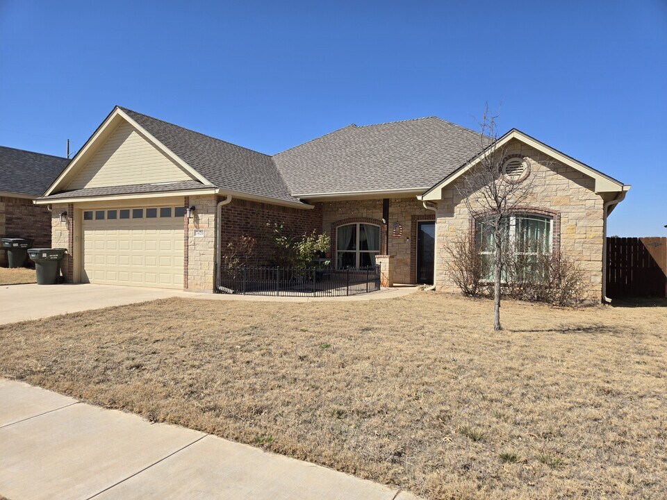 7420 Tuscany Dr in Abilene, TX - Building Photo