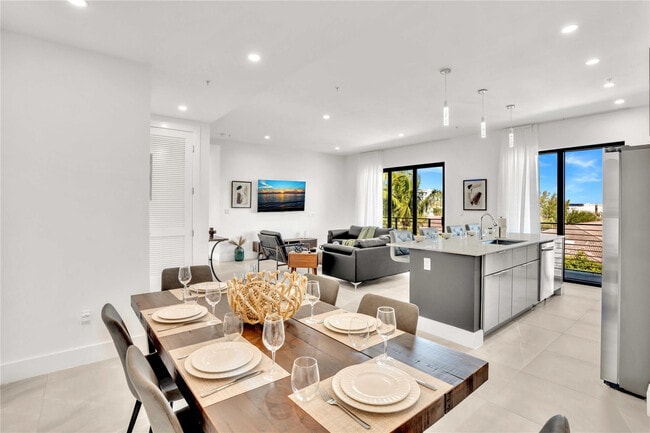 property at 2100 Miami Rd