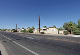 Chandler Meadows in Chandler, AZ - Building Photo - Building Photo