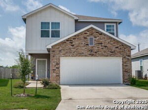 5924 Pearl Mdw in Converse, TX - Building Photo - Building Photo
