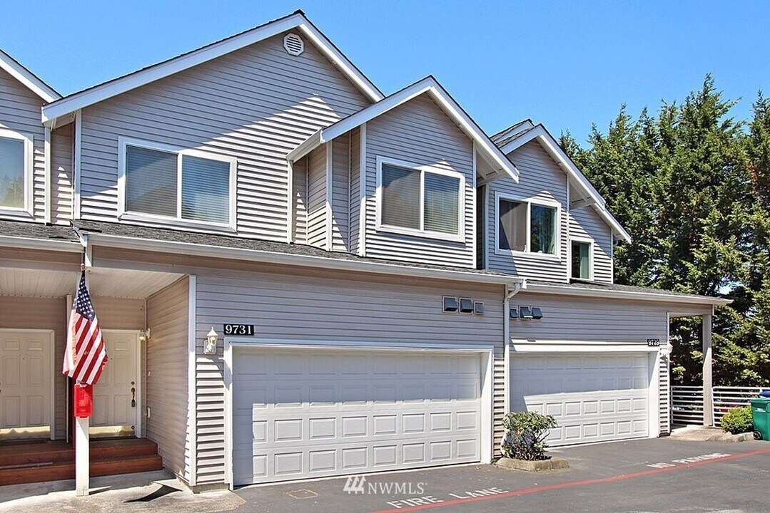 9731 26th Ave SW in Seattle, WA - Building Photo