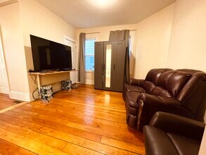 365 Meridian St in Boston, MA - Building Photo - Building Photo