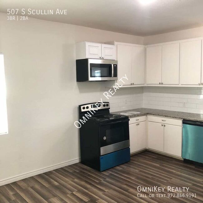 507 S Scullin Ave in Denison, TX - Building Photo - Building Photo