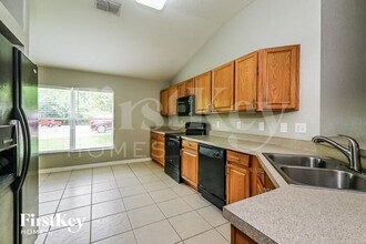 1777 Turtle Rock Dr in Lakeland, FL - Building Photo - Building Photo
