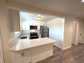 160 S Michigan Ave-Unit -205 in Pasadena, CA - Building Photo - Building Photo