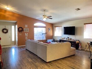 2188 Sierra Santiago in Bullhead City, AZ - Building Photo - Building Photo