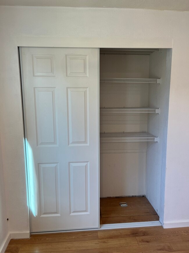 1437 SW 13th Pl in Troutdale, OR - Building Photo - Building Photo