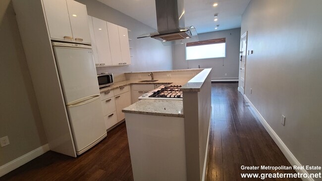 99 Endicott St, Unit 1, Unit 1