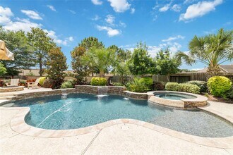 25303 Hall Meadow Ln in Katy, TX - Building Photo - Building Photo