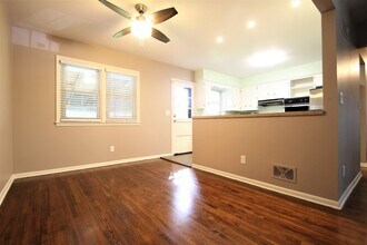 4405 Spring St in Omaha, NE - Building Photo - Building Photo