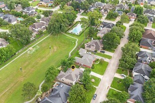 31318 Bearing Star Ln in Tomball, TX - Building Photo