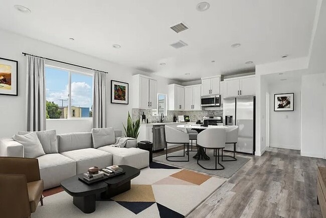 property at 2516 Malabar St