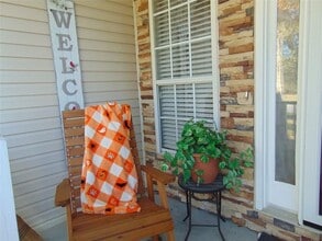 22 Valley Creek Dr SW in Cartersville, GA - Building Photo - Building Photo