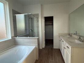 3120 Moontide Ln in Houston, TX - Building Photo