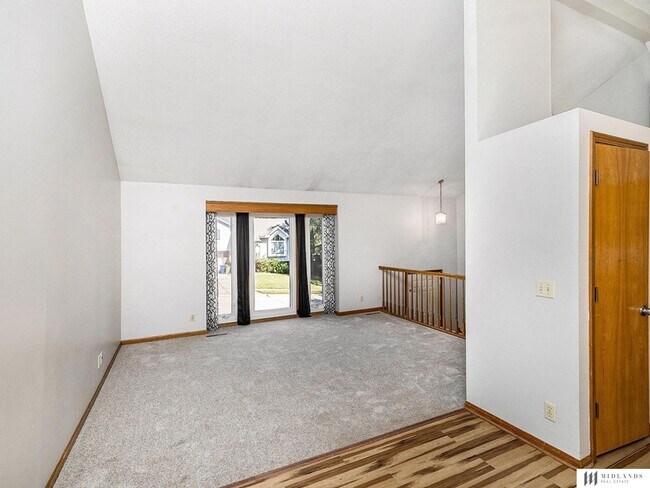 3427 Faye Dr in Bellevue, NE - Building Photo - Building Photo