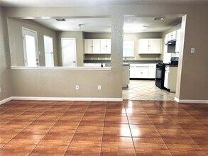 15711 Western Skies Dr in Houston, TX - Building Photo - Building Photo