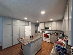 2595-2597-2597 Finger Rd in Green Bay, WI - Building Photo - Building Photo