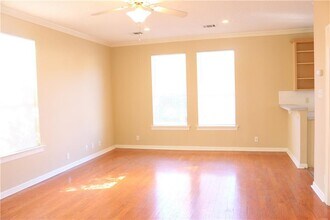8408 Siskin Cove in Austin, TX - Building Photo - Building Photo