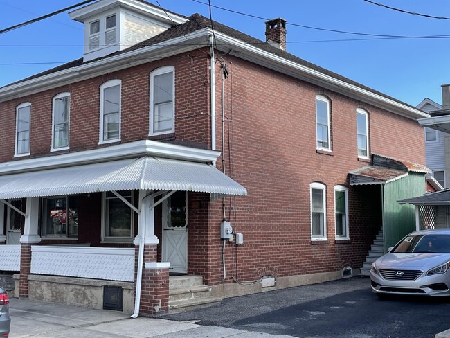 129 N Chestnut St in Summit Hill, PA - Building Photo - Building Photo