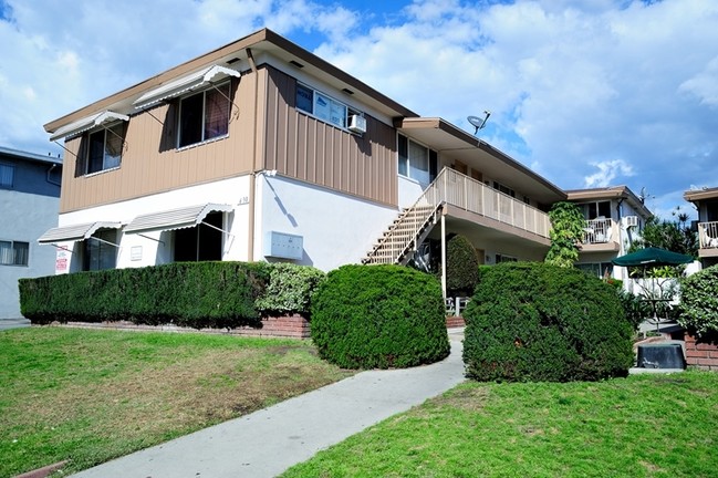 630-700 Sunset Blvd in Arcadia, CA - Building Photo - Building Photo