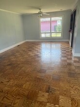 1440 Gentry Rd in Hoffman Estates, IL - Building Photo - Building Photo