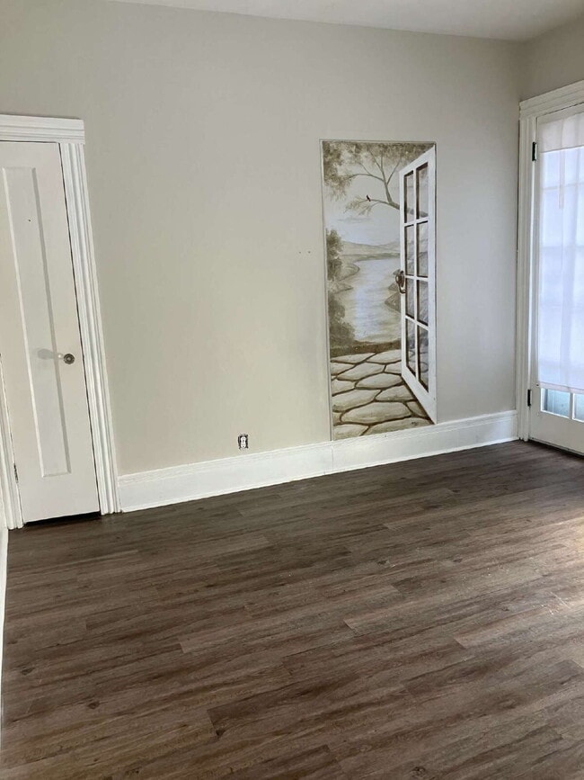 23 Woodlawn Ave in Fairport, NY - Building Photo - Building Photo