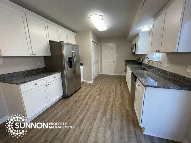 5522 Black Fox Ct in Charlotte, NC - Building Photo - Building Photo