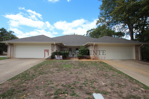 4309-4313 Aberdeen Dr in Tyler, TX - Building Photo