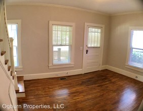109 Crafton St in Winston-Salem, NC - Foto de edificio - Building Photo