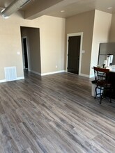 814 1/2 9th St in Sibley, IA - Building Photo - Building Photo