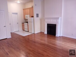 BEAUTIFUL EXTRA LARGE STUDIO IN PRIME MIDT in New York, NY - Building Photo - Building Photo