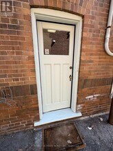 8 Avion Ave in Toronto, ON - Building Photo - Building Photo