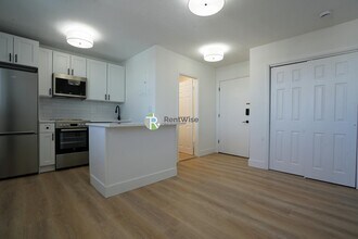 740 E 7th St in Boston, MA - Building Photo - Building Photo