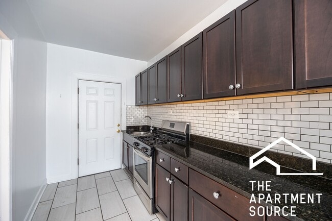 6346 N Magnolia Ave, Unit 3K in Chicago, IL - Building Photo - Building Photo