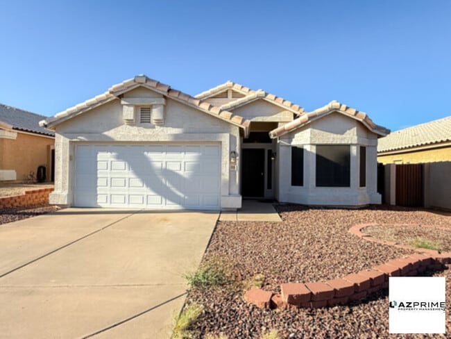2210 E Monona Dr in Phoenix, AZ - Building Photo - Building Photo