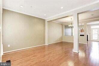 4 Austringer Ct in Pikesville, MD - Building Photo - Building Photo
