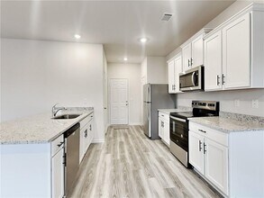 142 Avondale Blvd SE in Conyers, GA - Building Photo - Building Photo