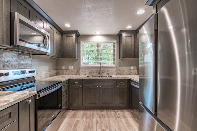 Woodglen Terrace Apartments